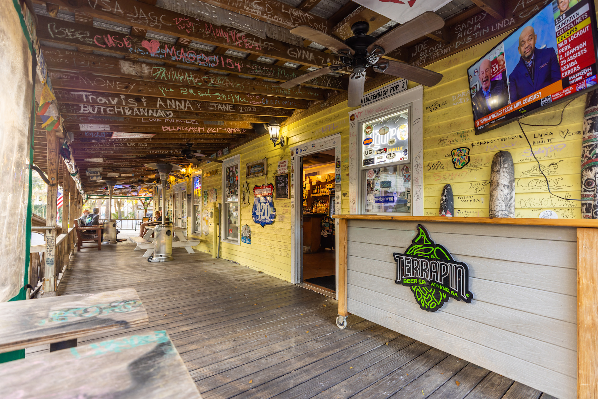 Green Turtle Tavern autographs