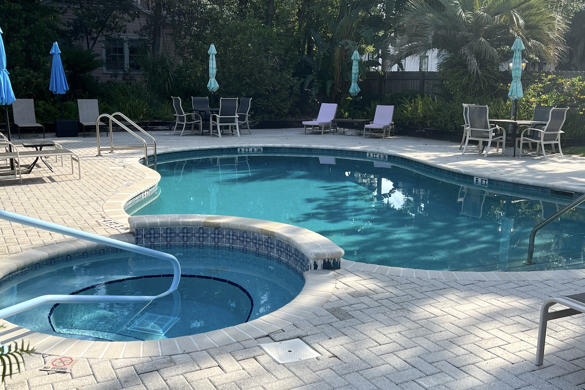 Hoyt House pool