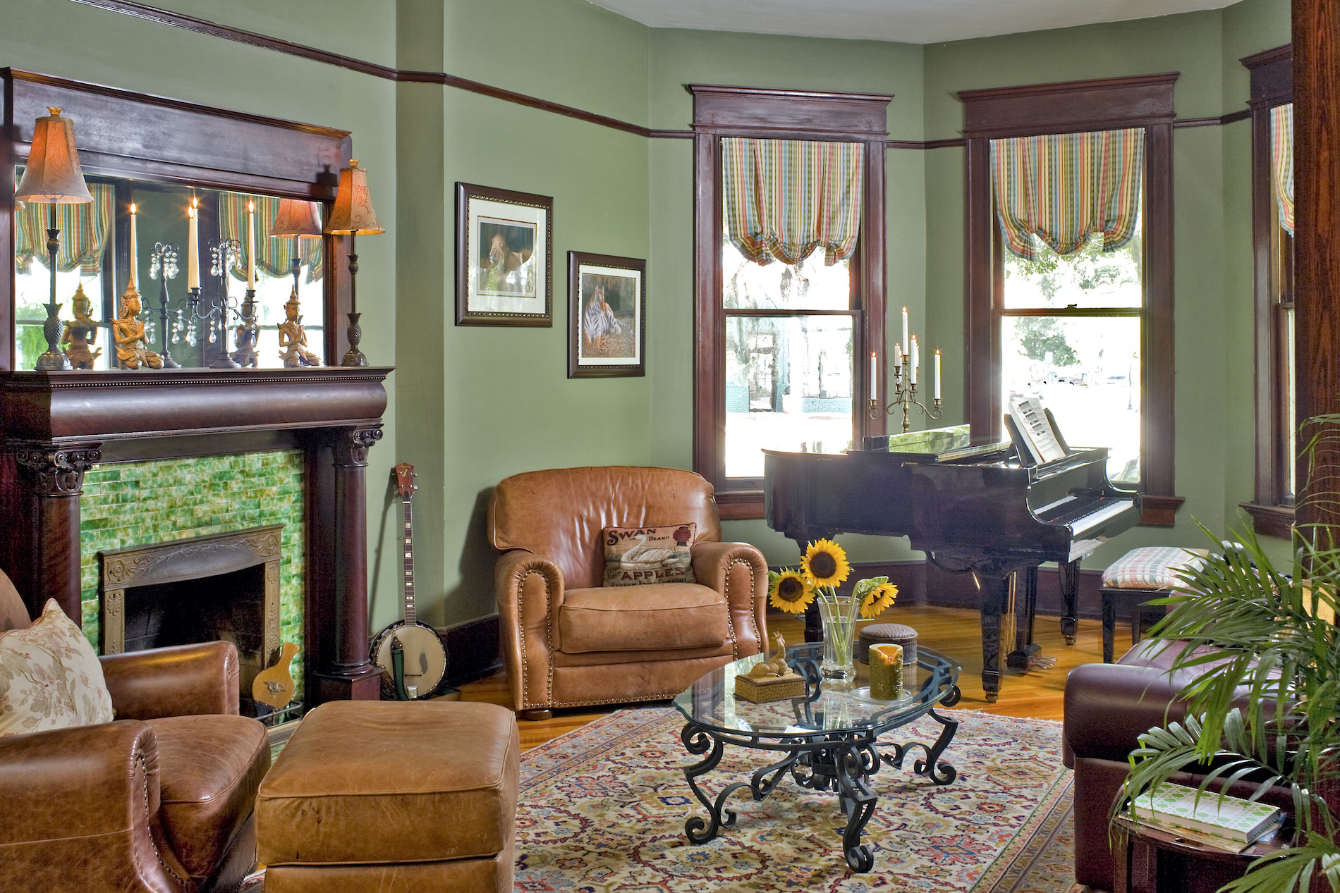 Hoyt House piano
